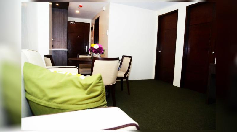 Stradella Hotel Cainta Exteriér fotografie